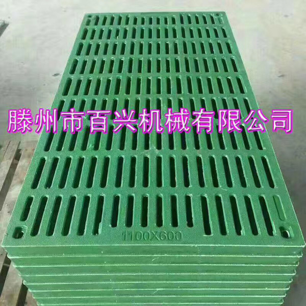 百兴315吨漏粪板液压机实图拍摄