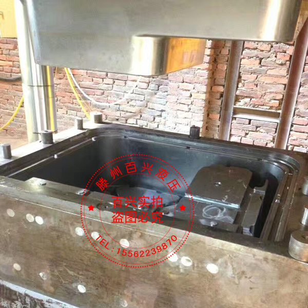 百兴石英石水槽液压机实图