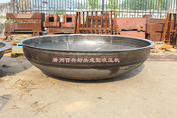 滕州百兴封头拉伸机厂内实拍