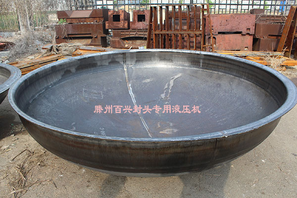 滕州百兴封头拉伸机厂内实拍