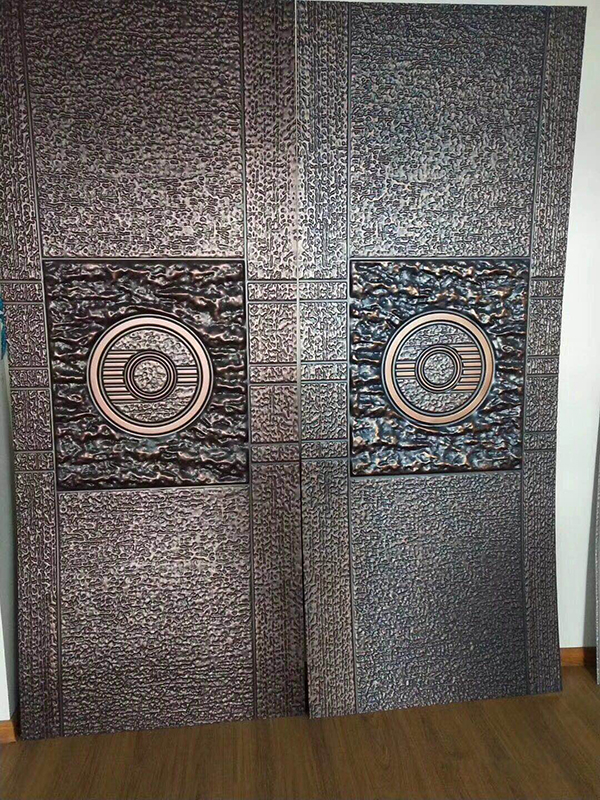 所压铝门板