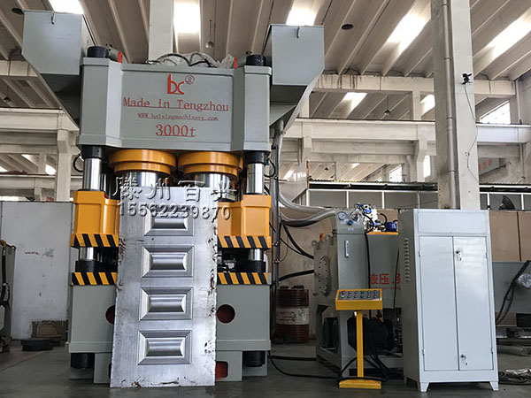 3000吨钢木门压花机