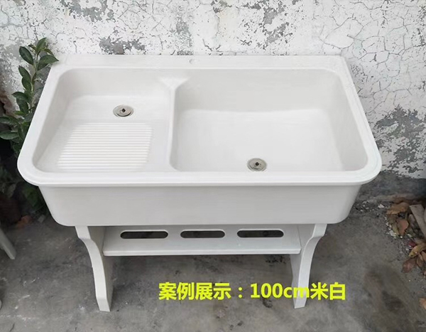 水槽液压机